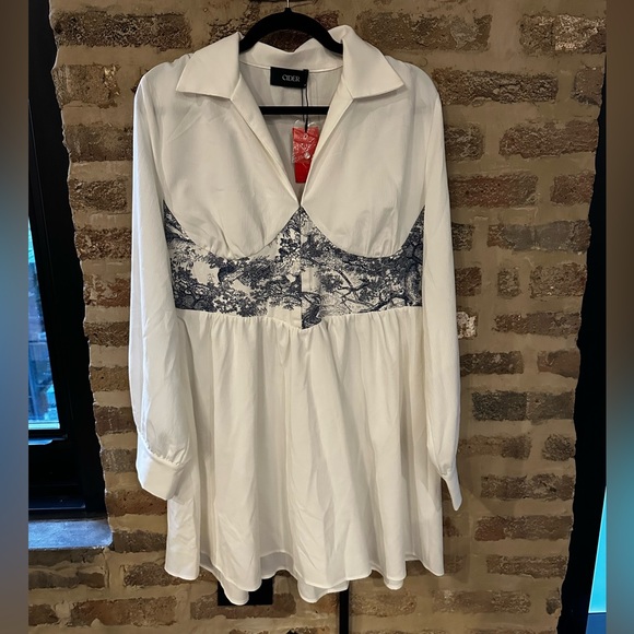 NEW WITH TAGS White and blue Toille dress - Picture 2 of 5